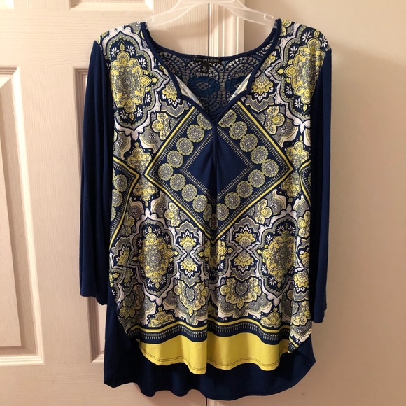 Tops - Beautiful, colorful top